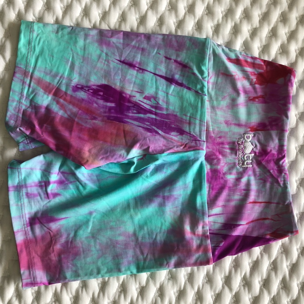 Booty by Brabants Marble Fuchsia Shorts